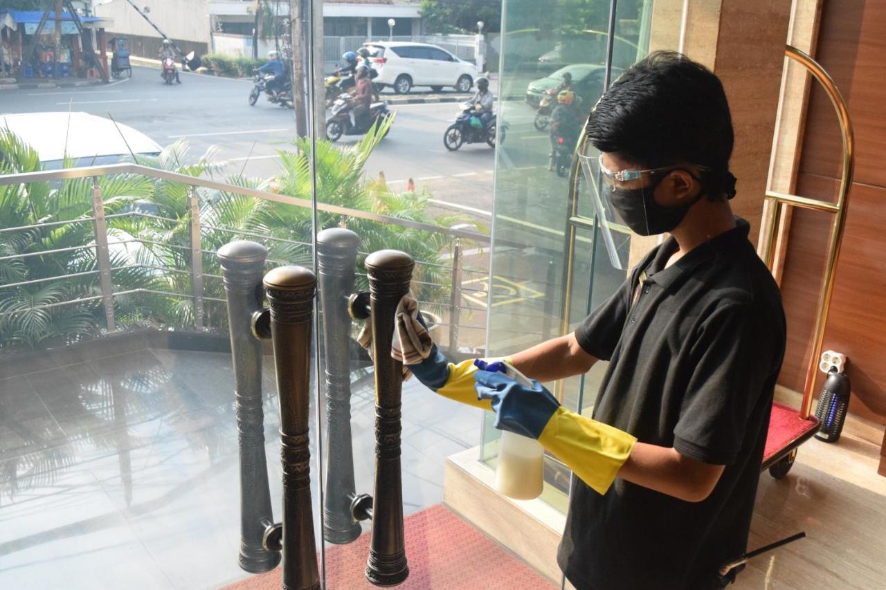 Sotis Residence Pejompongan Jakarta Kültér fotó
